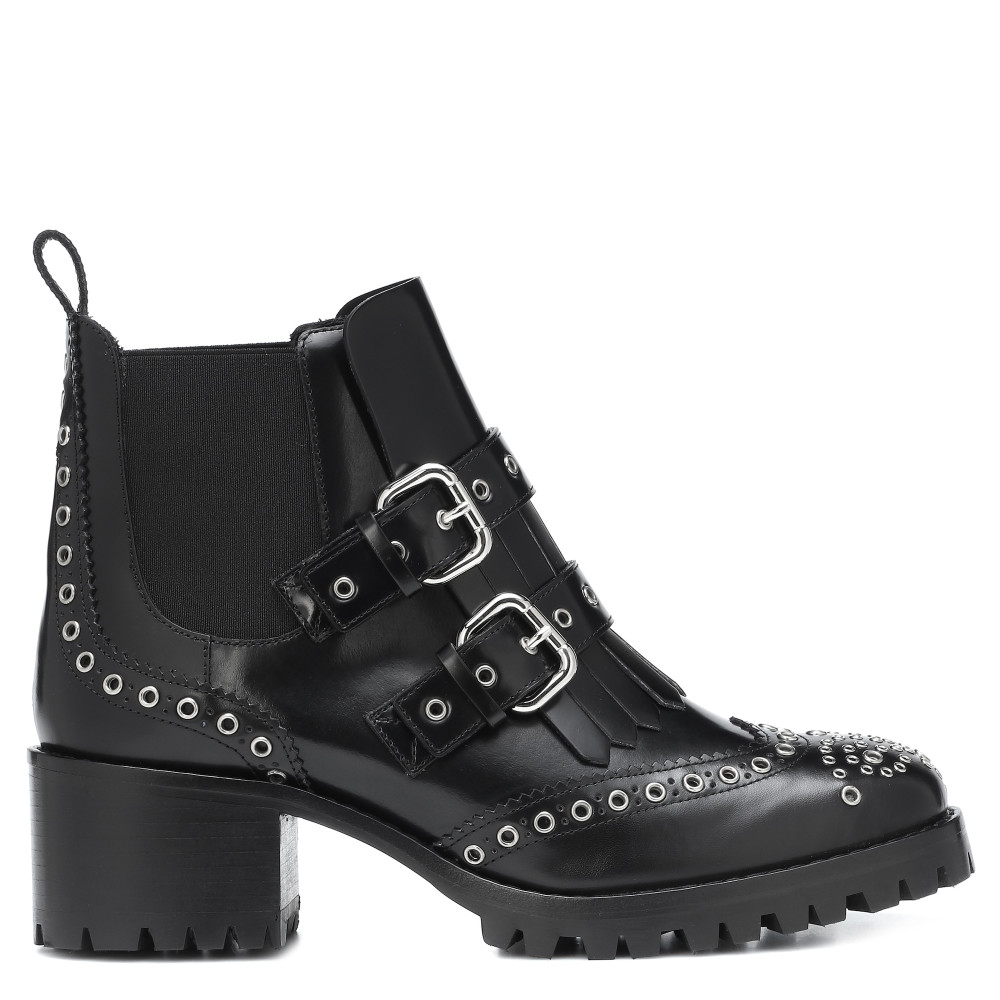 Ghete din piele