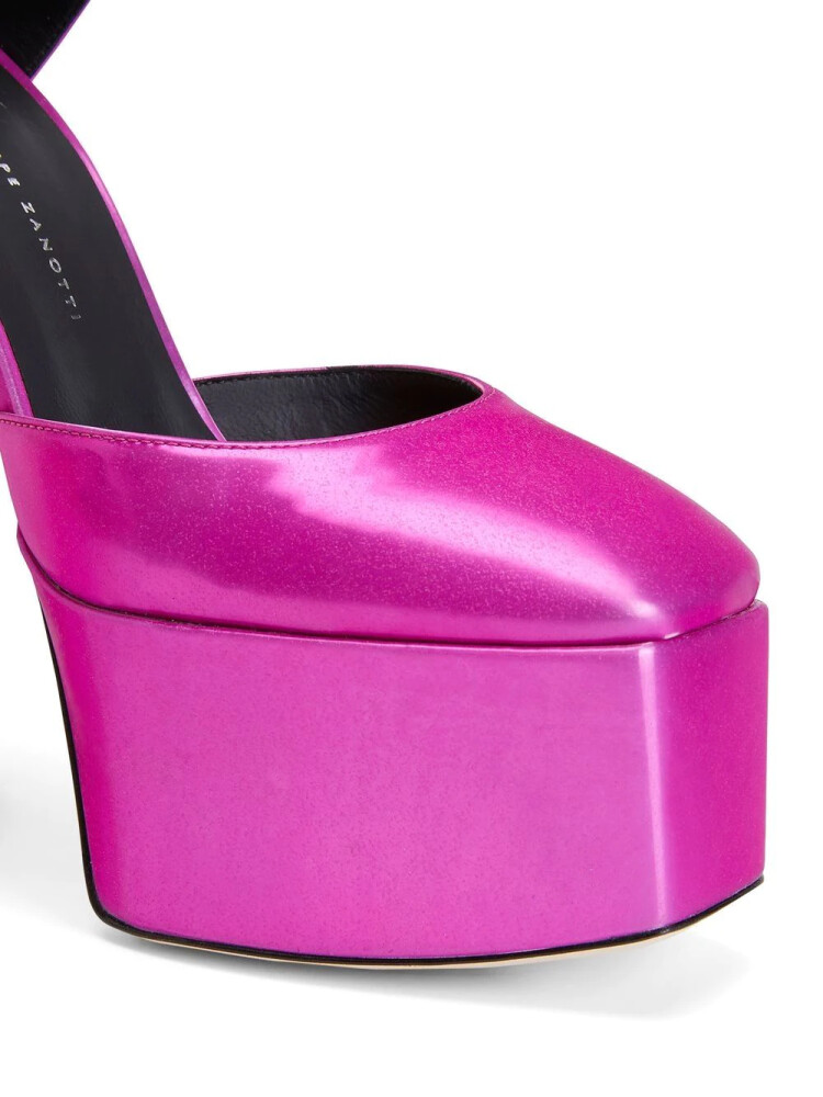 Sandale fuchsia cu toc gros