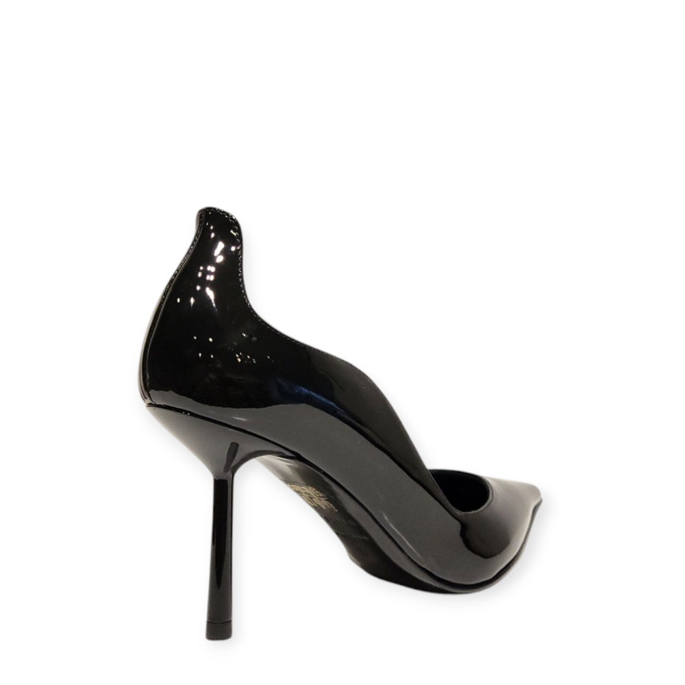 Pantofi Ivy negri din piele lacuita 105