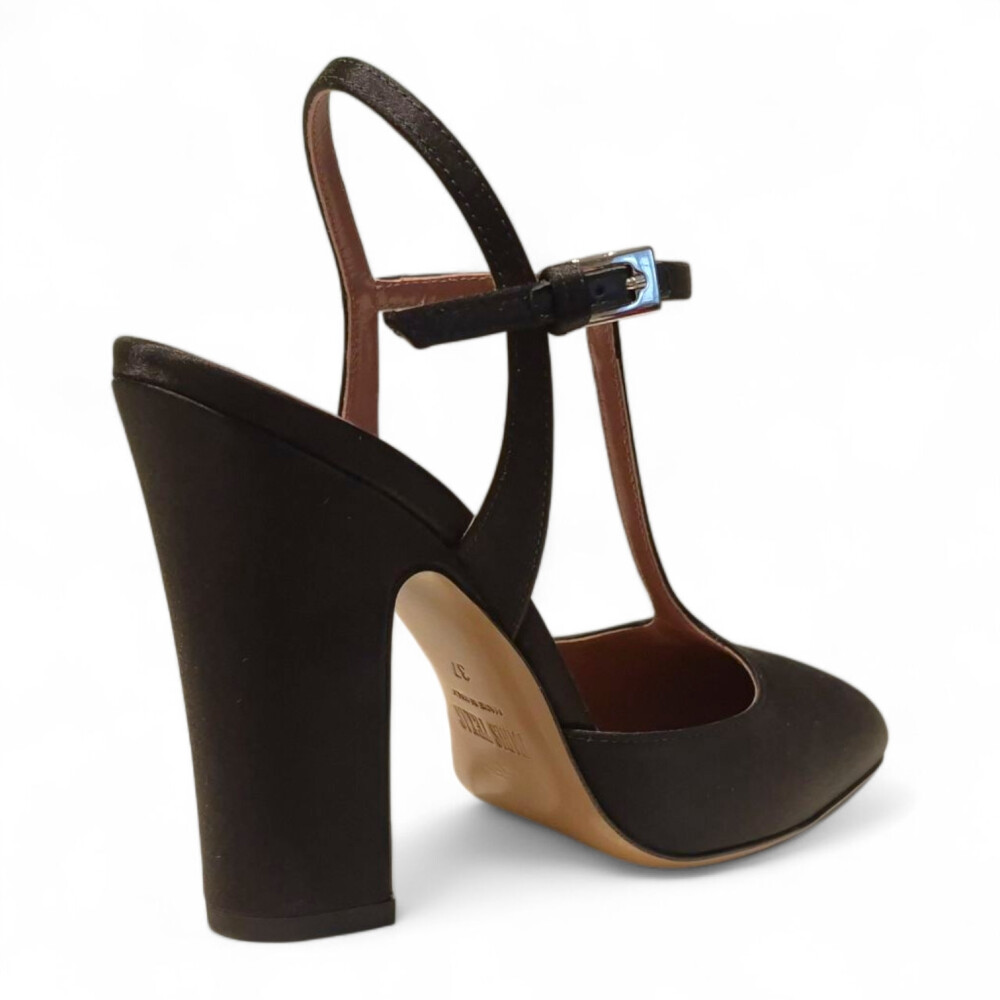 Pantofi Jessica T-Strap negri 205