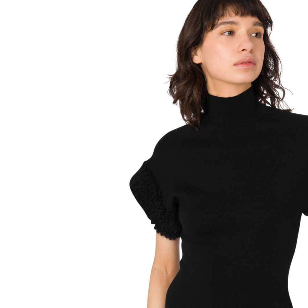 Rochie neagra din amestec de lână 205