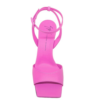 Sandale fuchsia cu toc transparent