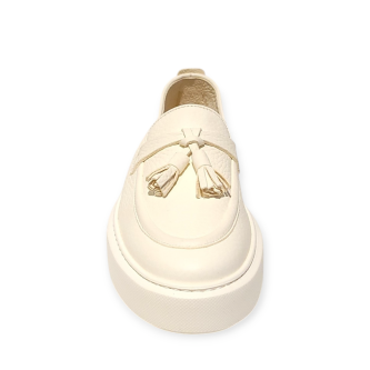 Loafers Sofia alb 105