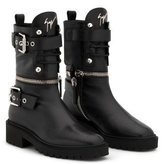 Ghete din piele