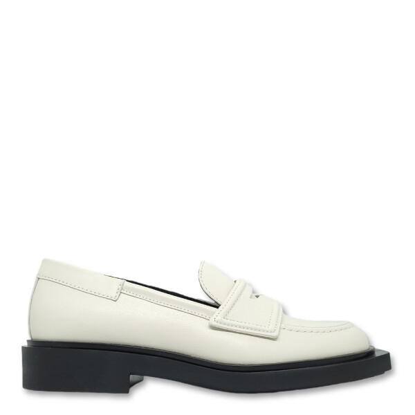 Loafers albi cu varf patrat
